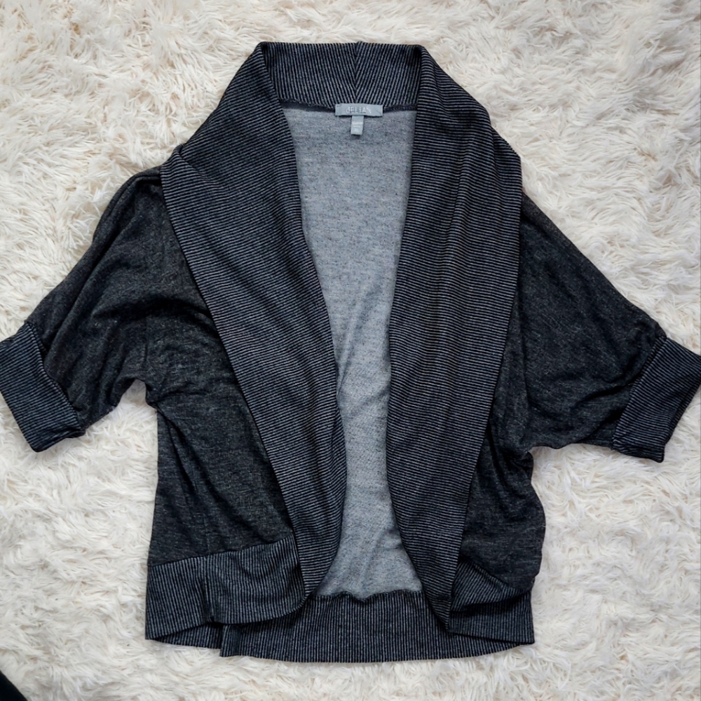 Sz XL Gray Buttonless Cardi w/ Stripe Details